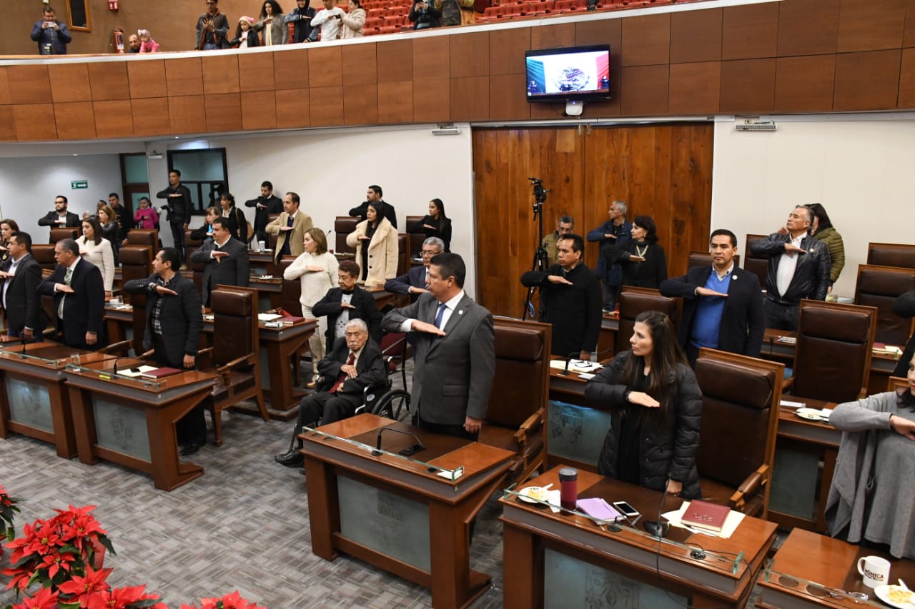 CLAUSURA LEGISLATURA LOCAL PERIODO ORDINARIO DE SESIONES CON SENDAS APROBACIONES