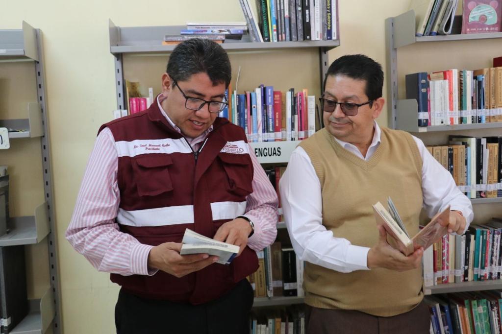 ENTREGAN LIBROS A LA BIBLIOTECA DE LA COMUNIDAD MIGUEL HIDALGO DE OJUELOS