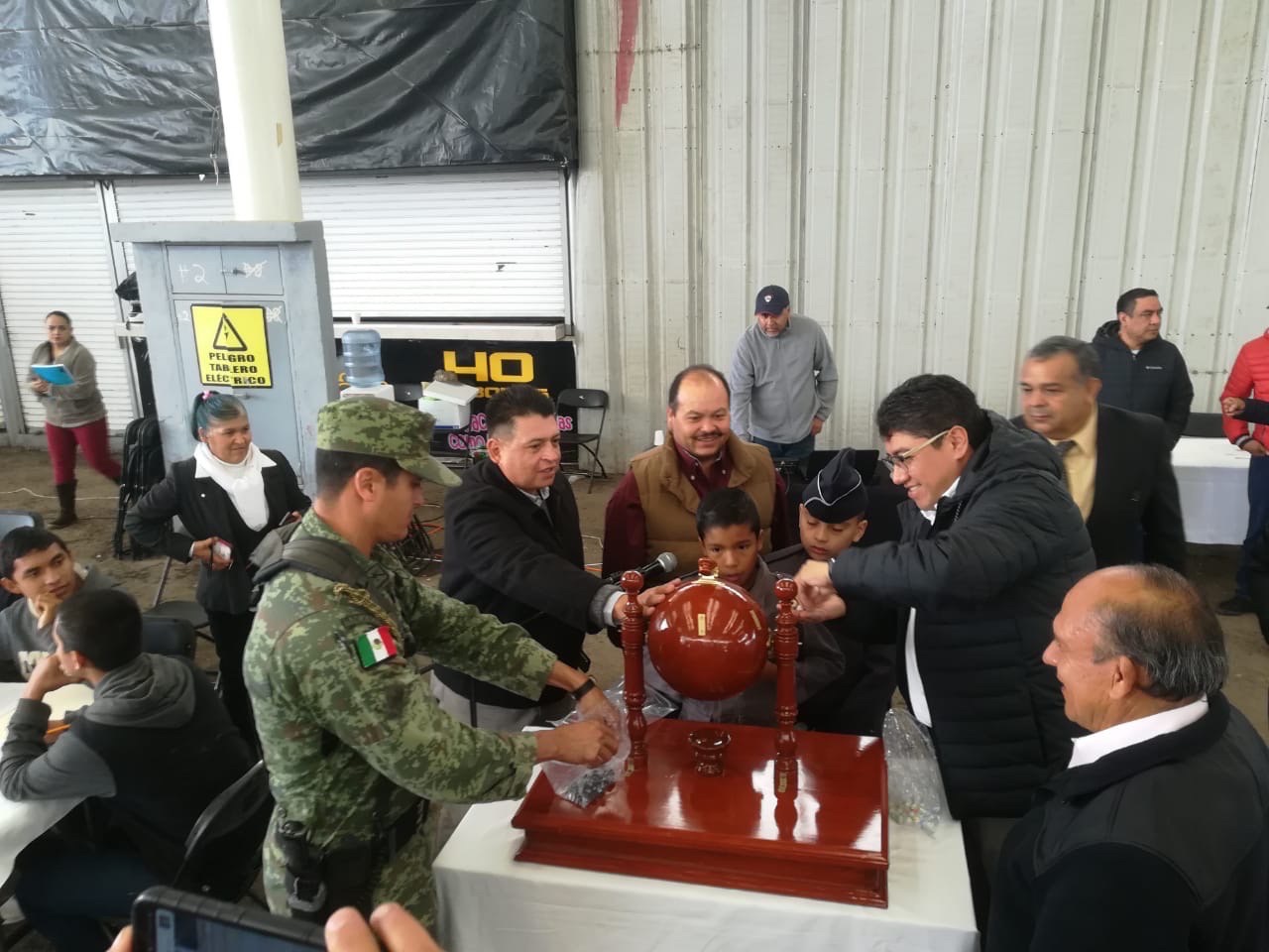 PRESIDE ALCALDE EL SORTEO DEL SERVICIO MILITAR NACIONAL