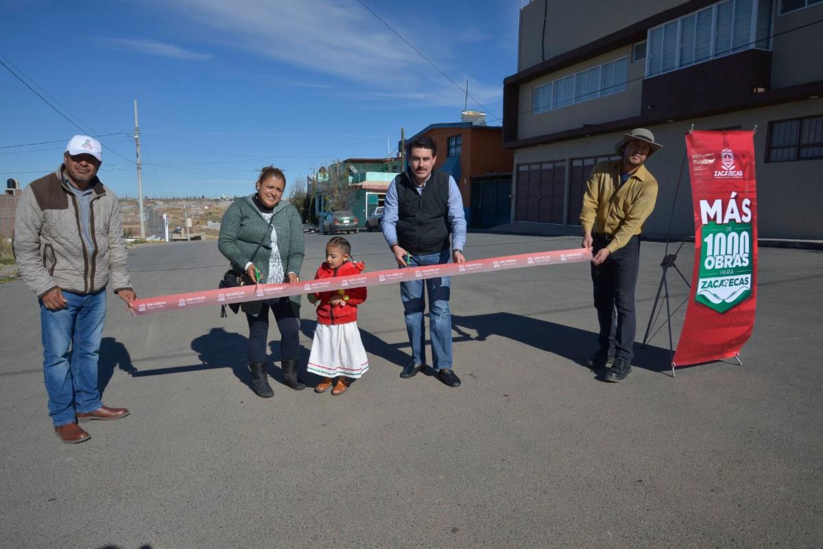 PAVIMENTA GOBIERNO ESTATAL MÁS DE 71 MIL METROS CUADRADOS EN ZACATECAS