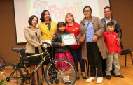 PREMIA SEDIF A GANADORES DE CONCURSO DE DIBUJO ESTATAL 