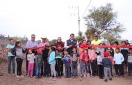 SAÚL MONREAL ENTREGA AMPLIACIÓN DE RED ELÉCTRICA EN SAN JUAN DE LA CASIMIRA