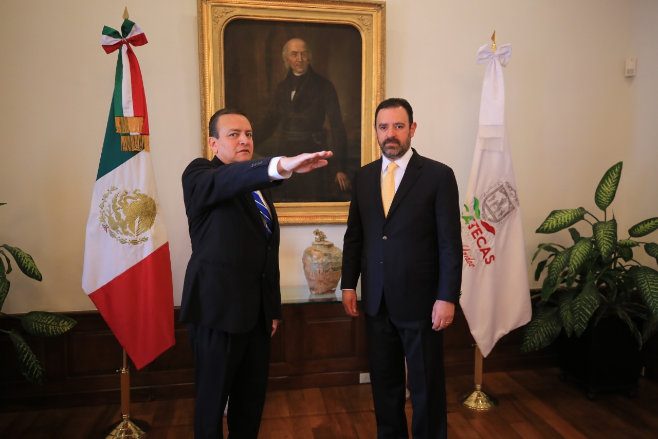 GOBERNADOR TOMA PROTESTA A RECTOR DE UPZ CAMPUS FRESNILLO Y A DIRECTOR DE CECYTEZ