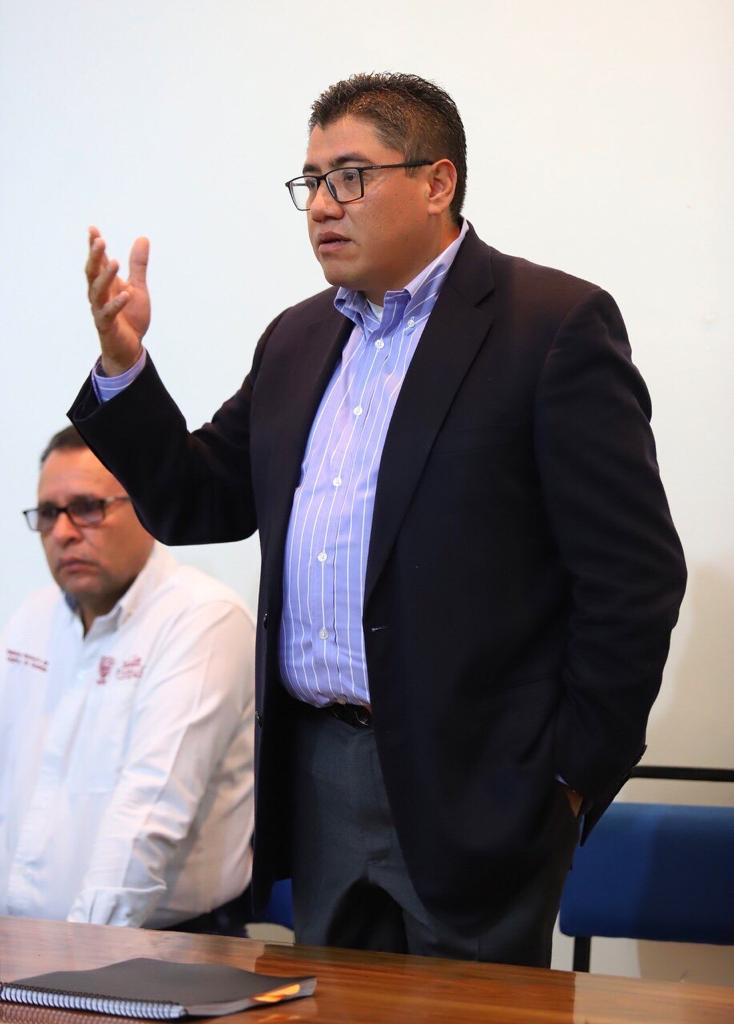 CAPACITAN A ESTILISTAS Y BARBEROS DE FRESNILLO TEMAS LEGALES, DE SEGURIDAD E HIGIENE