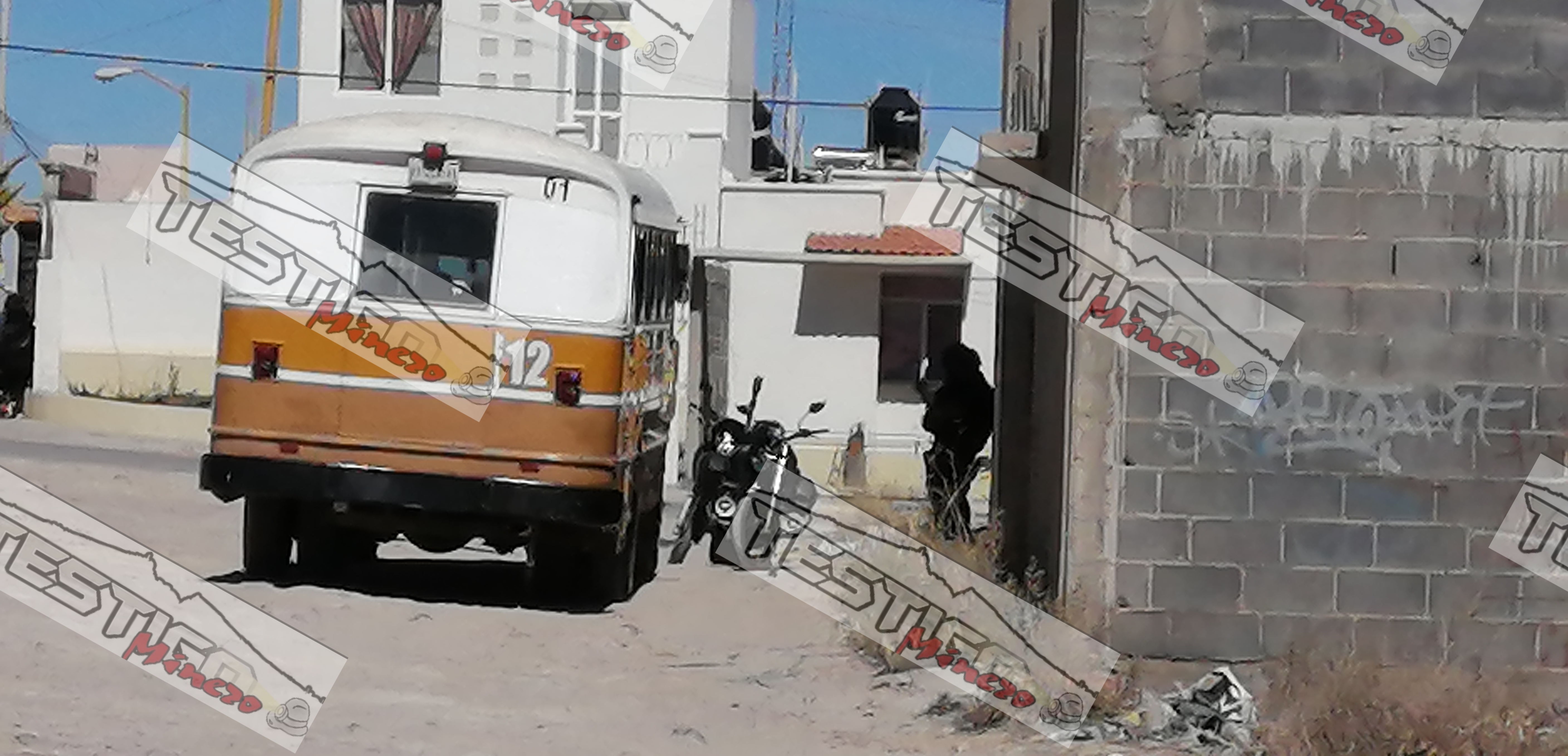 EJECUTAN A OCUPANTE DE CAMIÓN DE PASAJEROS