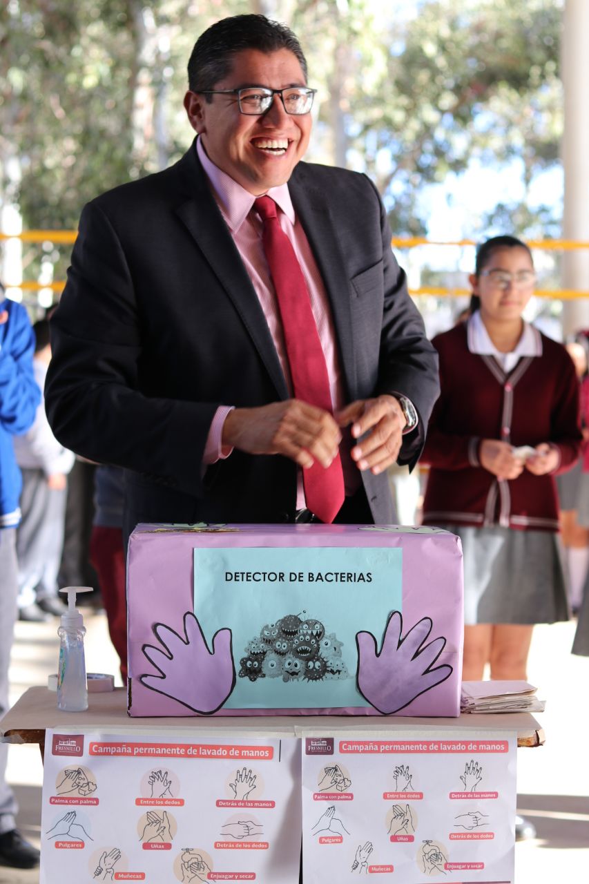 FOMENTA SAÚL MONREAL LOS VALORES CÍVICOS