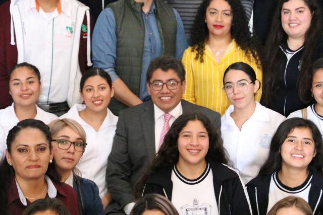 REALIZAN TALLER VIVENCIAL PARA MEJORAR LA SALUD MENTAL DE JÓVENES FRESNILLENSES