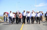 INAUGURA ALEJANDRO TELLO ESCUELA Y PUENTE LA QUINTA EN JUCHIPILA