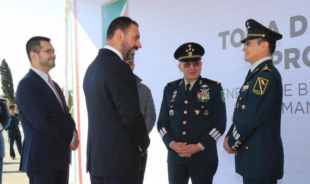 ENCABEZA ALEJANDRO TELLO TOMA DE PROTESTA DE NUEVO COMANDANTE DE LA 11ª ZONA MILITAR