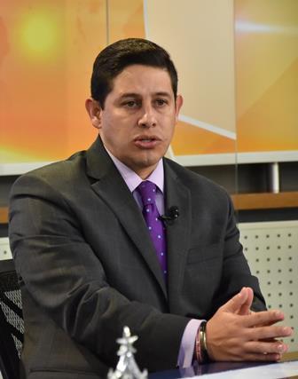 EXHORTA SECRETARIO DE FINANZAS A REALIZAR TRÁMITES POR INTERNET, EVITAR AGLOMERACIONES Y APROVECHAR DESCUENTOS