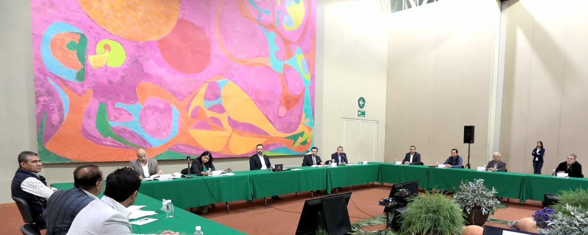 SE REÚNE ALEJANDRO TELLO CON VALUADORES Y DESARROLLADORES DE VIVIENDA