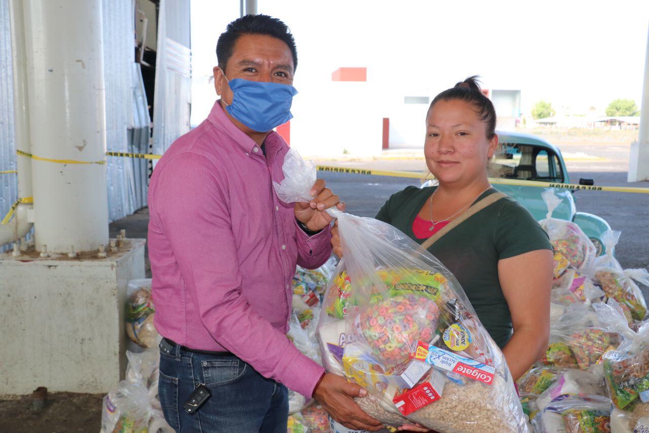 ENTREGAN CERCA DE MIL APOYOS DIARIOS DEL PLAN EMERGENTE DE APOYO A LA ECONOMÍA ﻿