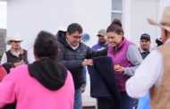 HABITANTES DE EL TEJUJAN RECIBEN OBSEQUIOS DE LA CARAVANA NAVIDEÑA