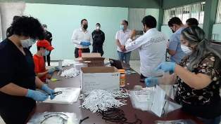 COBAEZ FACILITA INSTALACIONES PARA ELABORACIÓN DE CARETAS EN FAVOR DEL PERSONAL DE SALUD