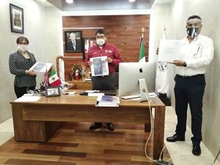 CUMPLE GOBIERNO DE TELLO A FRESNILLO CON ENTREGA DE ESTUDIO Y PROYECTO DEL NUEVO RELLENO SANITARIO