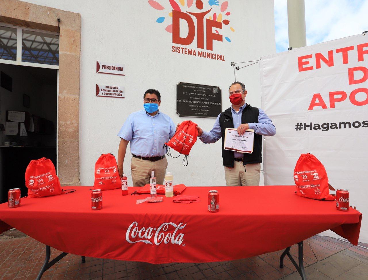 ARCA CONTINENTAL DONA KIT SANITIZANTES AL SMDIF EN BENEFICIO DE LAS FAMILIAS FRESNILLENSES ﻿