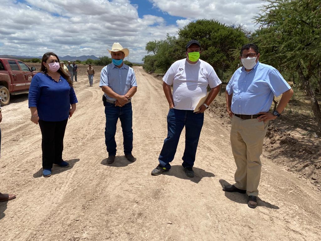 BENEFICIAN AL CUERVO Y LOS ROSALES CON LA REHABILITACIÓN DEL CAMINO PRINCIPAL ﻿