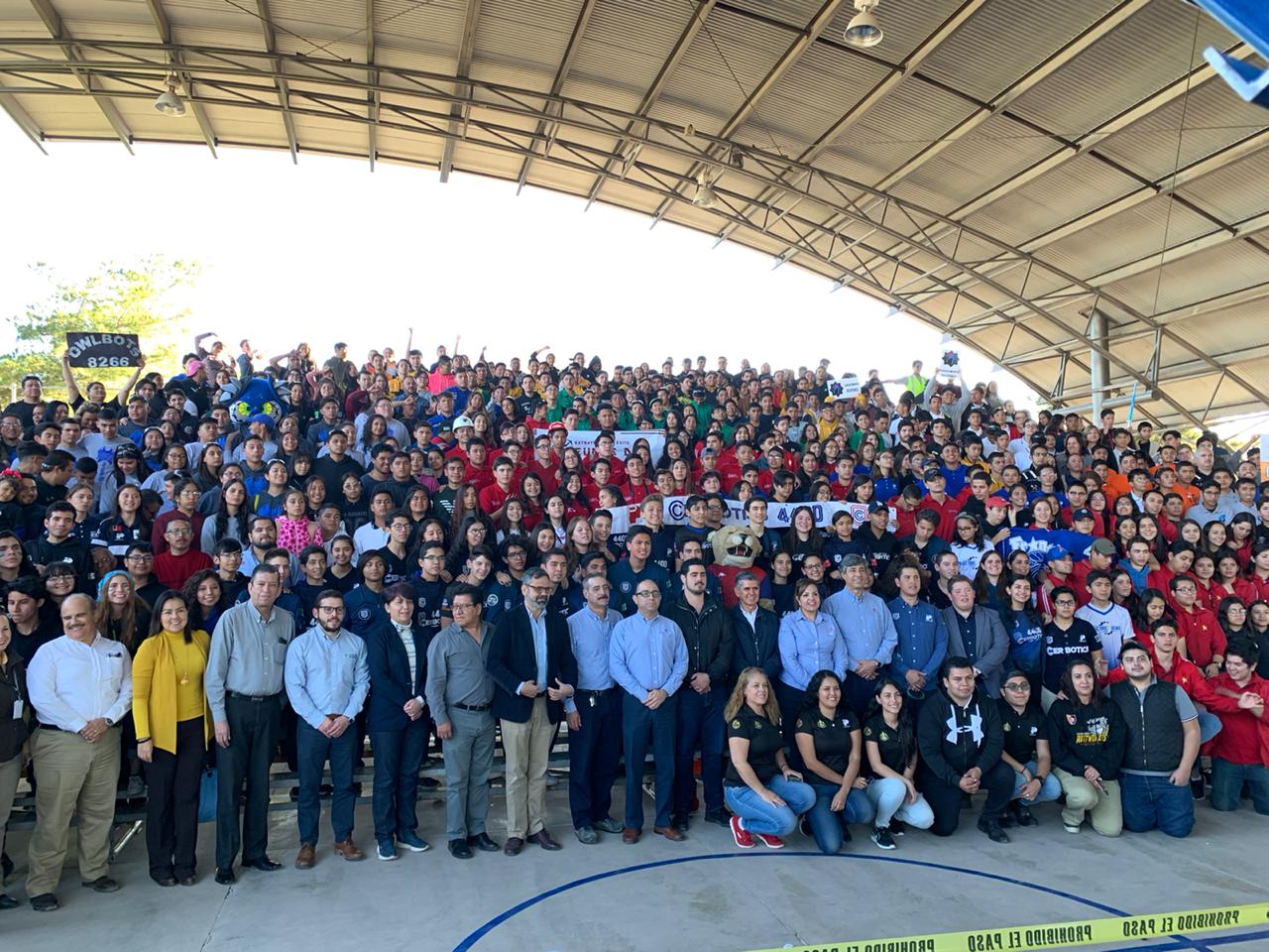 Equipos se preparan con cascarita para competencia regional FIRST Laguna ﻿