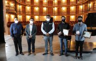 EL ALCALDE, SAÚL MONREAL RECONOCE A LOS JÓVENES FRESNILLENSES CARLOS QUINTANAR Y ADRIÁN RODRÍGUEZ