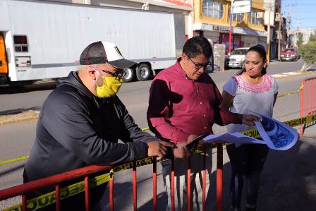 SAÚL MONREAL RINDE HOMENAJE A ENFERMERAS Y ENFERMEROS DE FRESNILLO CON UN MURAL