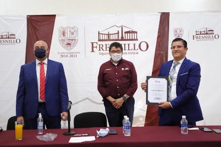 SAÚL MONREAL DA LA BIENVENIDA A OMAR GUEVARA, ENCARGADO DE LA FISCALÍA EN FRESNILLO