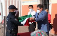 ALCALDE SAÚL MONREAL REALIZA ENTREGA DE BANDERAS DE INTEMPERIE