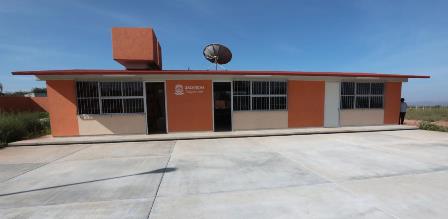 GOBERNADOR ALEJANDRO TELLO MEJORA ESCUELAS Y VIALIDADES DE MORELOS