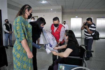 ENTREGA GOBIERNO DEL ESTADO PAQUETES PARA QUE PERSONAS CON DISCAPACIDAD MEJOREN SUS VIVIENDAS