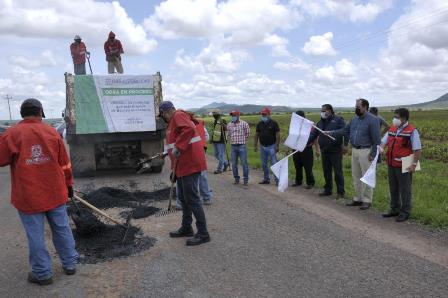 INICIA EN TRANCOSO PROGRAMA ESTATAL DE BACHEO Y PAVIMENTACIÓN