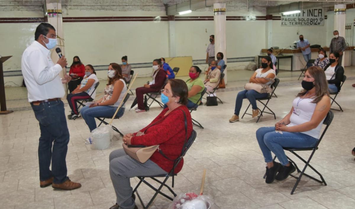 APOYA SEDESOL A LORETENSES CON TARJETAS PARA PRODUCTOS DE LA CANASTA BÁSICA