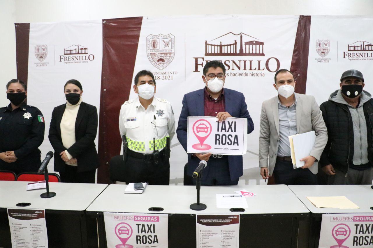ARRANCA EL PROGRAMA TAXI ROSA PARA GARANTIZAR LA SEGURIDAD DE LAS MUJERES QUE USAN ESTE MEDIO DE TRANSPORTE
