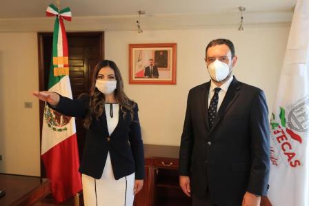 RINDE PROTESTA LOURDES DE LA ROSA COMO NUEVA SECRETARIA DE EDUCACIÓN