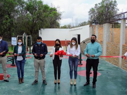 ENTREGA GOBIERNO ESTATAL TARJETAS DE INTERNET A ESTUDIANTES DE SEIS MUNICIPIOS