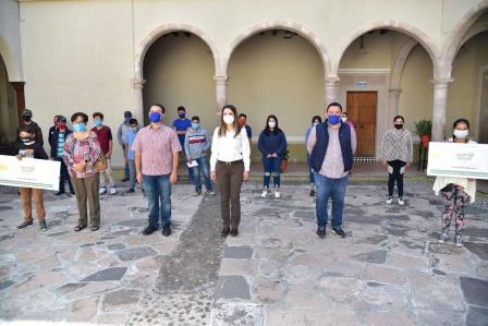 ENTREGA GOBIERNO ESTATAL SUBSIDIOS PARA CONECTIVIDAD EN EL CAÑÓN DE TLALTENANGO