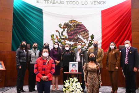 La LXIII Legislatura recuerda, con un minuto de silencio, a Lidia Méndez Rangel