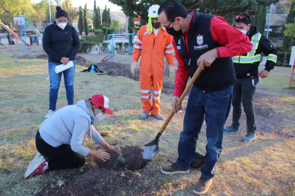 Reforestación de unidad deportiva “José García Cervantes”