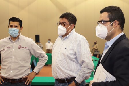 SAÚL MONREAL ASISTE A LA REUNIÓN DEL CONSEJO DE SALUD