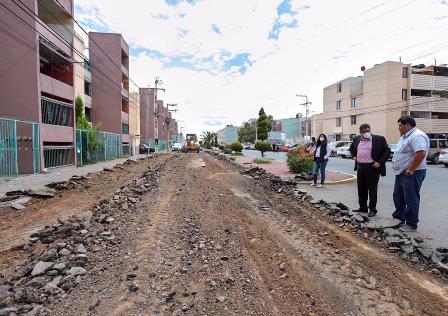 SUPERVISA SAÚL MONREAL PROGRAMA DE BACHEO