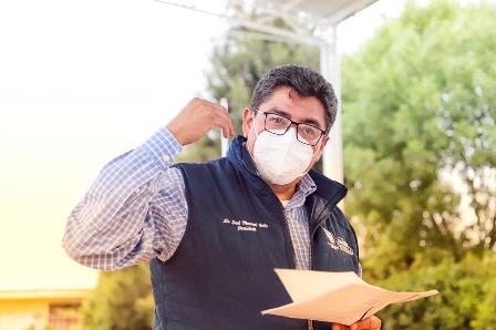 BENEFICIA SAÚL MONREAL A LAGUNA SECA CON LA CONSTRUCCIÓN DE UN DOMO EN LA SECUNDARIA