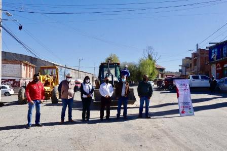 REHABILITA GOBIERNO ESTATAL CALLE EN TRANCOSO