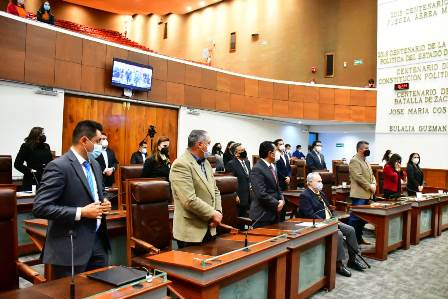 El Pleno elige a las y los 11 diputados que integrarán la Comisión Permanente