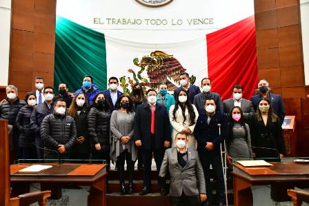 Comparece el secretario de Finanzas ante las y los diputados para desglosar el paquete económico 2021 de Zacatecas