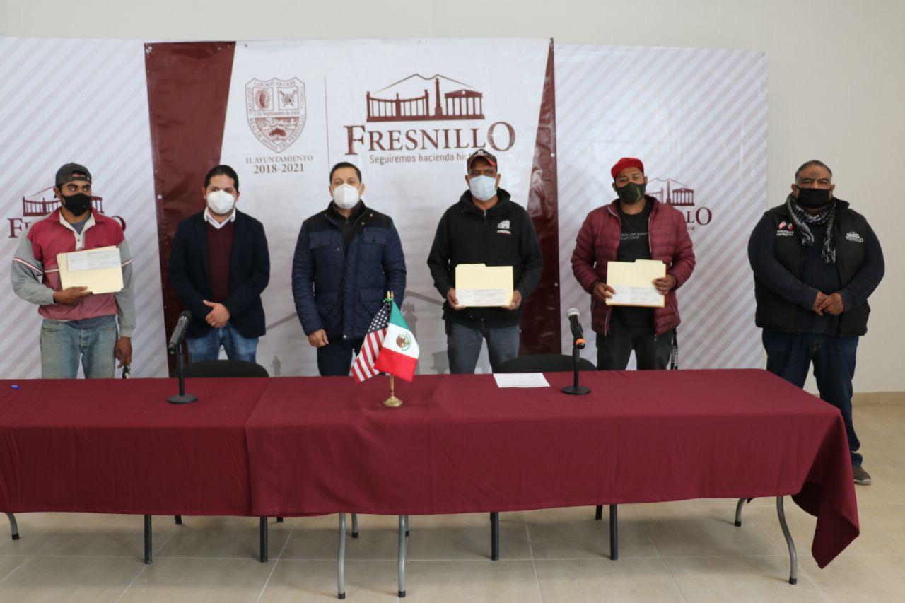 ENTREGAN ESTÍMULOS ECONÓMICOS A MIGRANTES REPATRIADOS