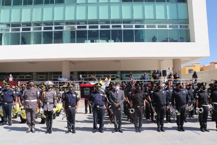 FOMENTAN LOS VALORES CÍVICOS CON EL CONCURSO DE BANDAS DE GUERRA “EDUVIGES LÓPEZ FLORES”