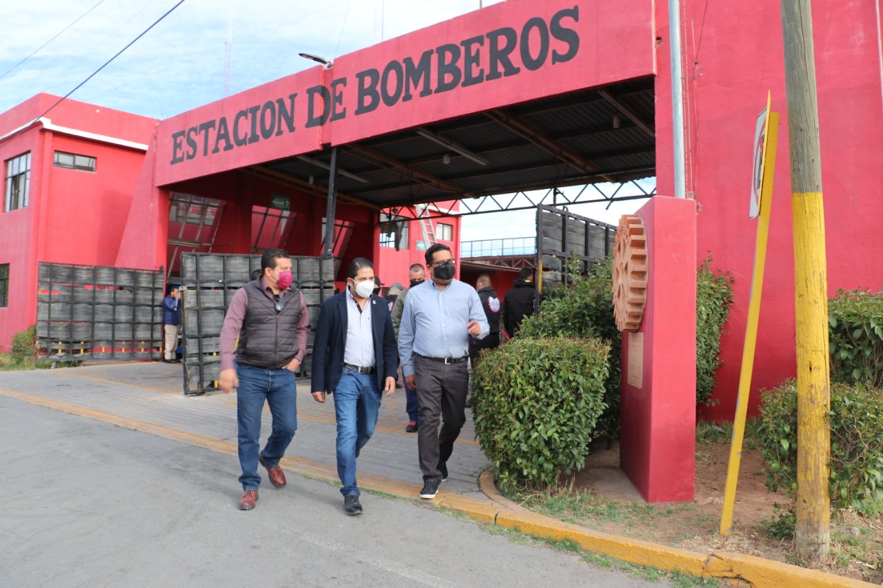 MARTÍN ÁLVAREZ SUPERVISA EL TRABAJO DE PROTECCIÓN CIVIL Y BOMBEROS