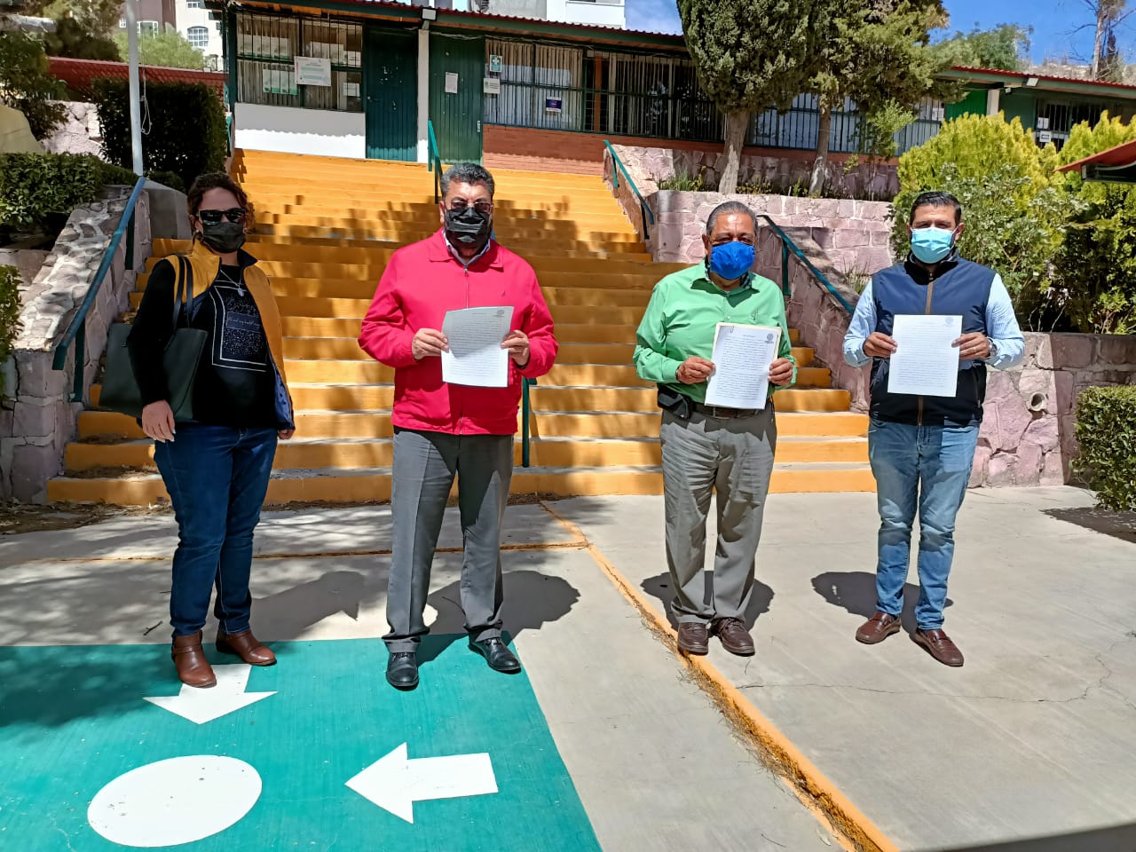 FIRMAN MINUTA DE ACUERDO Y SON LIBERADAS LAS OFICINAS CENTRALES DEL COBAEZ