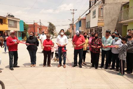 BENEFICIAN A LOS HABITANTES DE LA CALLE PATILLOS CON LA REHABILITACIÓN DE ESTA ARTERIA