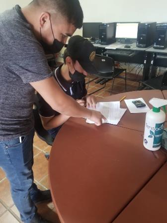 DURANTE PRIMER DÍA, 240 EDUCANDOS ATENDIERON CONVOCATORIA DEL IZEA PARA APLICACIÓN DE EXÁMENES