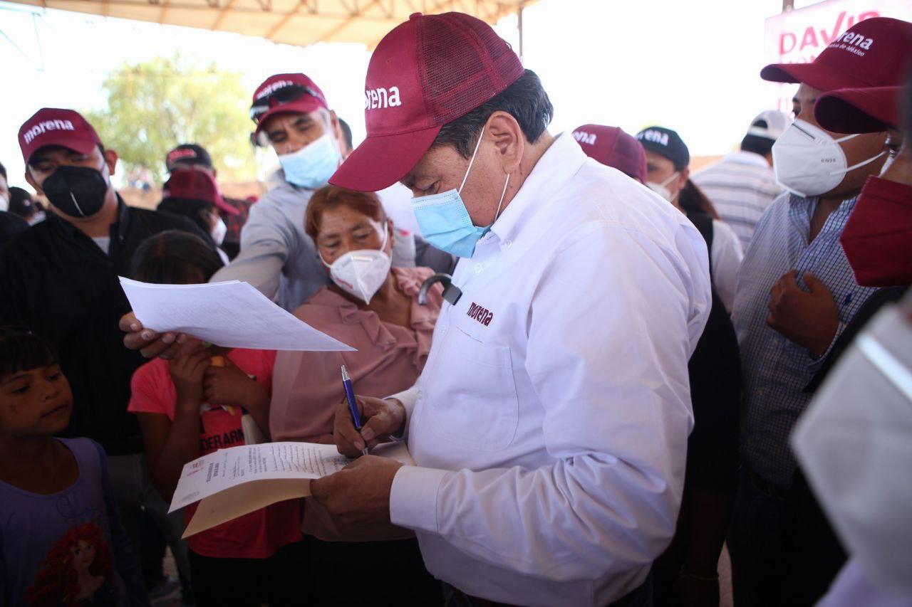 Recibe David Monreal las inquietudes de los zacatecanos