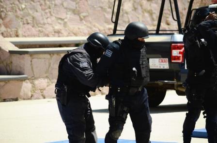 CAPACITA SSP A POLICÍAS MUNICIPALES